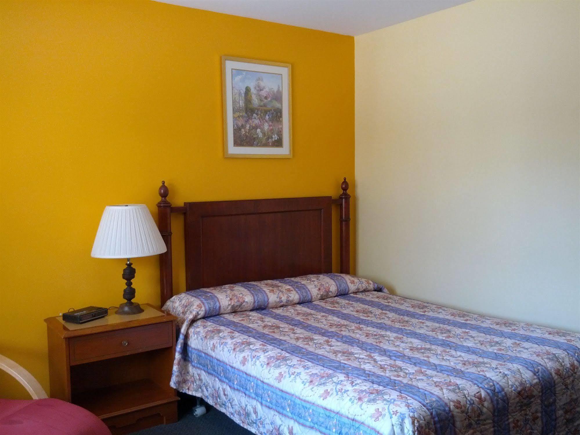 All Seasons Motel Порт-Елґін Екстер'єр фото